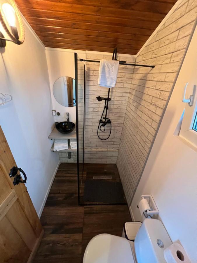 Tu&Ya Cabins Agigea Ngoại thất bức ảnh